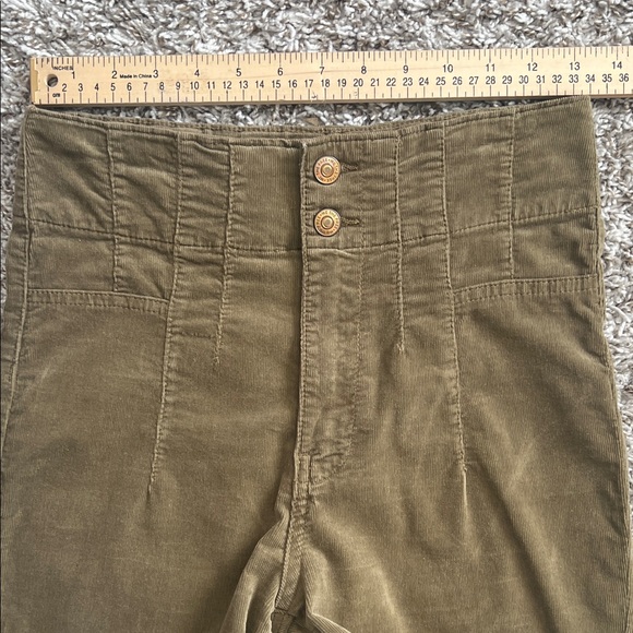 Like New! We The Free Jayde Corduroy Flare Pants Green in Size  27 - Picture 12 of 16